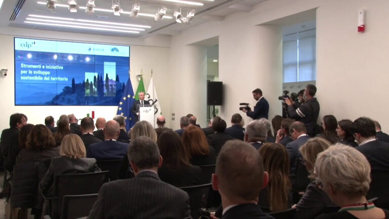 Regioni, da Cdp 10 mld per lo sviluppo sostenibile Regioni, da Cdp 10 mld per lo sviluppo sostenibile