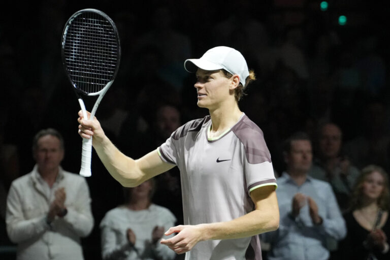 Sinner ai quarti di finale nel Masters 1000 di Miami
