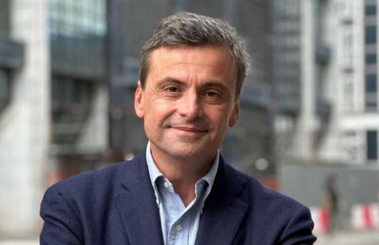 Calenda: “Non sosterrò mai il M5S. Populisti, incapaci e trasformisti”