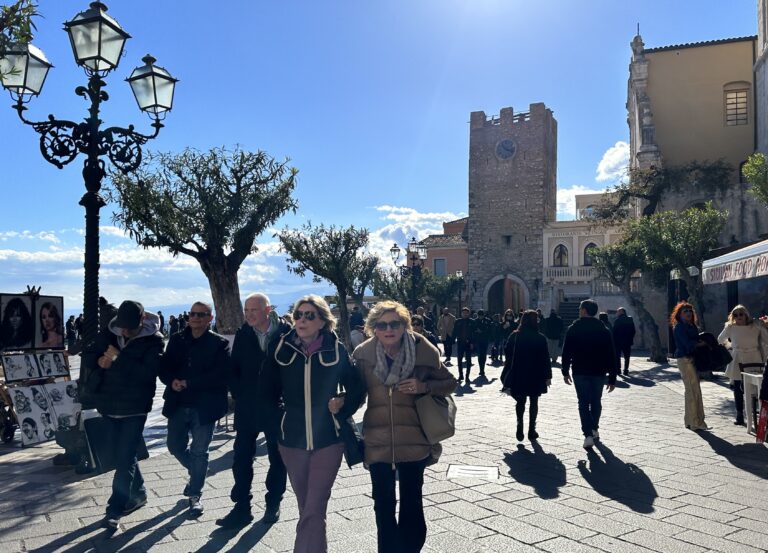 Pasqua 2024, Albergatori: “A Taormina 80% di occupazione camere” (VIDEO)