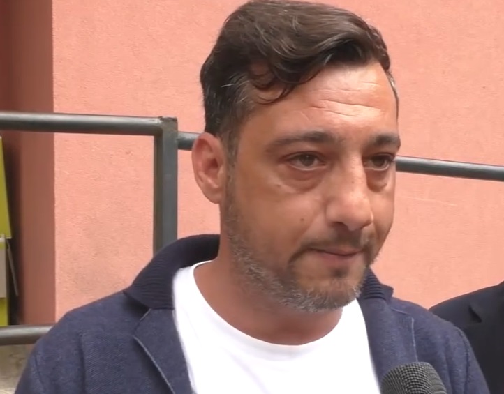 Associazione Imprenditori Trappitello dona uova pasquali ai bambini della scuola dell'Infanzia 1 Francesco Grillo