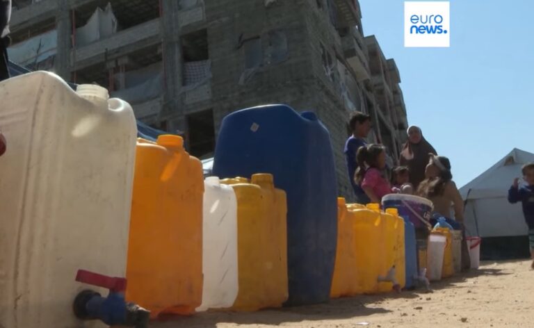 Gaza, la nave Open Arms porta aiuti umanitari