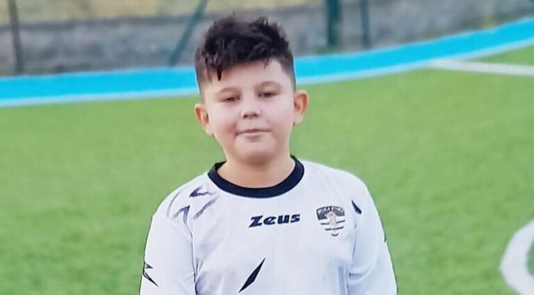 Bambino di 10 anni scomparso nell’Etneo: “Aiutateci a trovarlo”