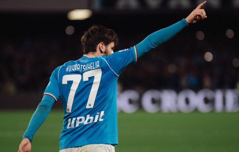 Kvara tra Napoli e Psg, Adl chiede 100 mln Kvara tra Napoli e Psg, Adl chiede 100 mln