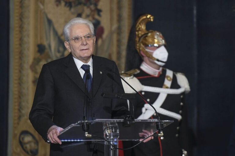 Mattarella: “Far cessare ovunque il fuoco delle armi”