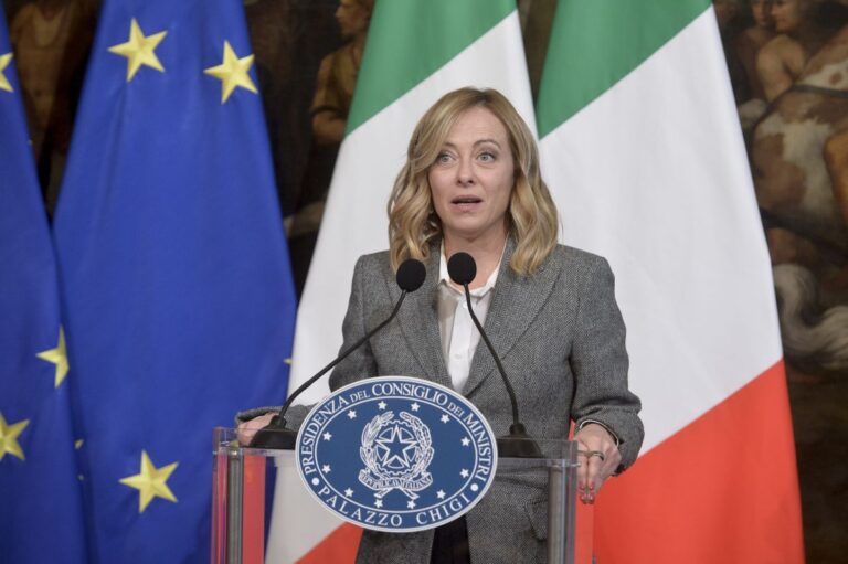 Meloni: “Sfida della responsabilità sui fondi di coesione”