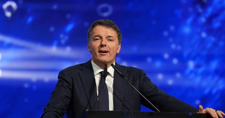Renzi attacca Calenda: “Ha spaccato il Terzo Polo con una scelta illogica”