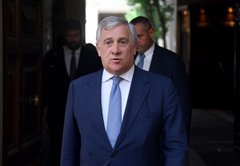 Tajani: “Putin è molto aggressivo, ma non colpirà la Nato”