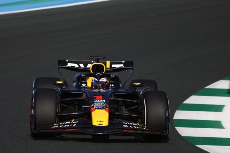 Verstappen domina il Gp d’Arabia Saudita, Leclerc terzo Verstappen domina il Gp d’Arabia Saudita, Leclerc terzo