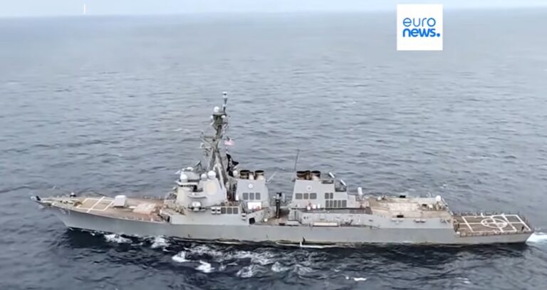 Mar Rosso: Houthi attaccano i cacciatorpedinieri Usa