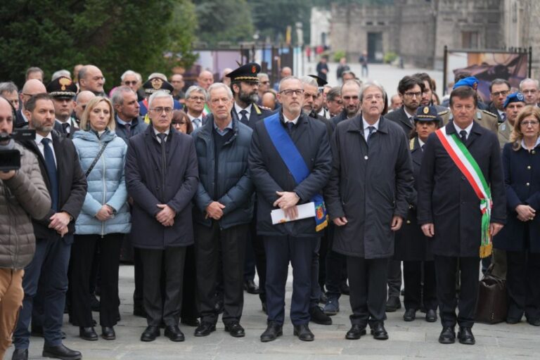 Covid, commemorazione a Bergamo. Bertolaso: “Non dimenticare”