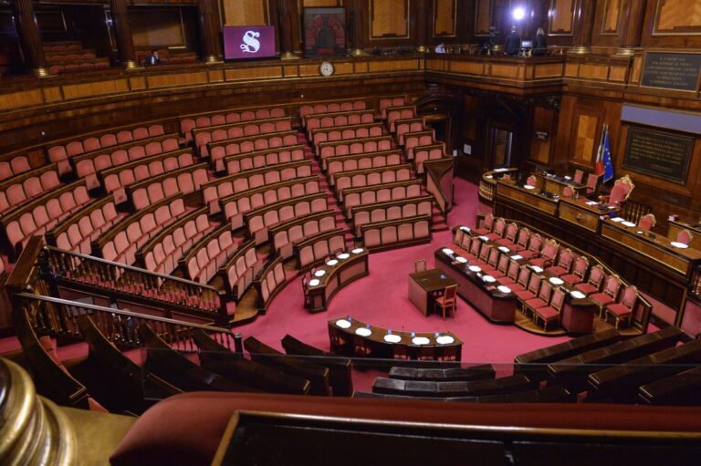 Dal Senato ok alle missioni, Tajani: “In Mar Rosso operazione difensiva” Dal Senato ok alle missioni, Tajani: “In Mar Rosso operazione difensiva”