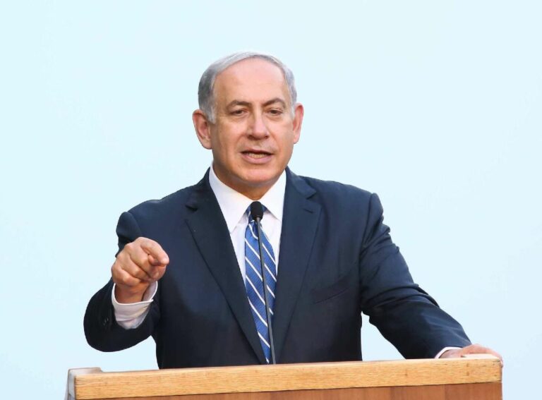 L’Iran lancia decine di droni verso Israele, Netanyahu: “Pronti a rispondere”