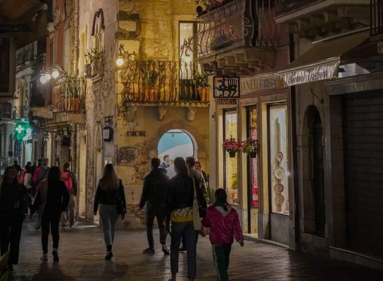 E’ ufficiale: torna la Notte Bianca a Taormina. C’è anche la Notte Rosa