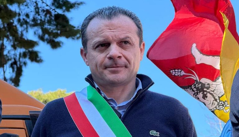De Luca, “prossime 48 ore importanti per valutare l’efficacia della terapia” De Luca, “prossime 48 ore importanti per valutare l’efficacia della terapia”