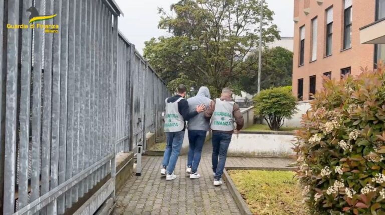 Truffava il fisco e girava in Lamborghini. Arrestato