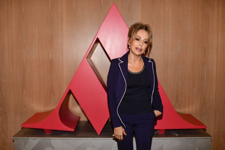 Marina Berlusconi: “Top vendite per il libro di Del Debbio su papà, gioia speciale”