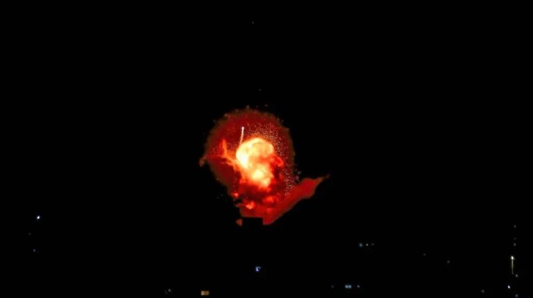 Medio Oriente, bombardata base militare in Iraq. Un morto e 8 feriti