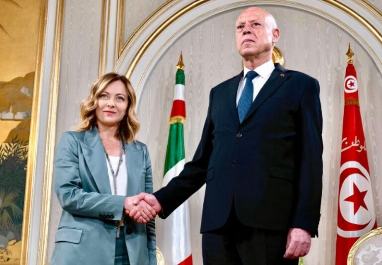 Immigrazione, Meloni: “Portare avanti lavoro con la Tunisia”