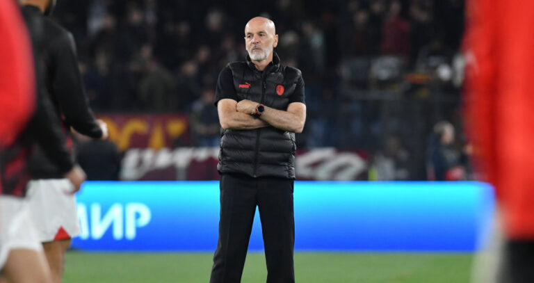 Pioli: “Giorni delicati, siamo il Milan e dobbiamo reagire”