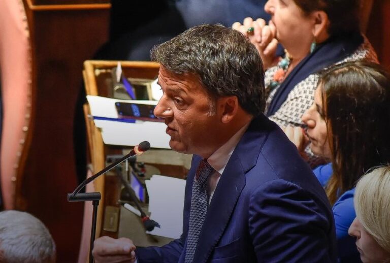 Renzi: “Mondo in crisi, è l’ora degli Stati Uniti d’Europa”