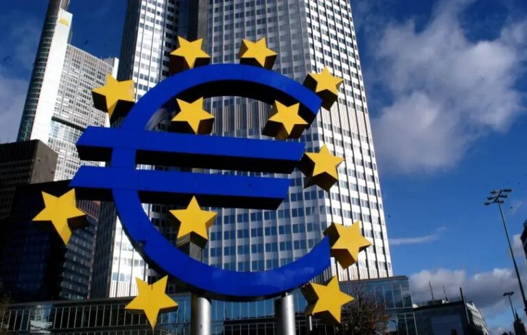 La Bce tiene i tassi fermi, con calo inflazione possibile taglio