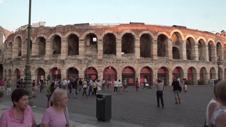 Nel 2023 viaggi degli italiani ancora sotto i livelli pre-Covid