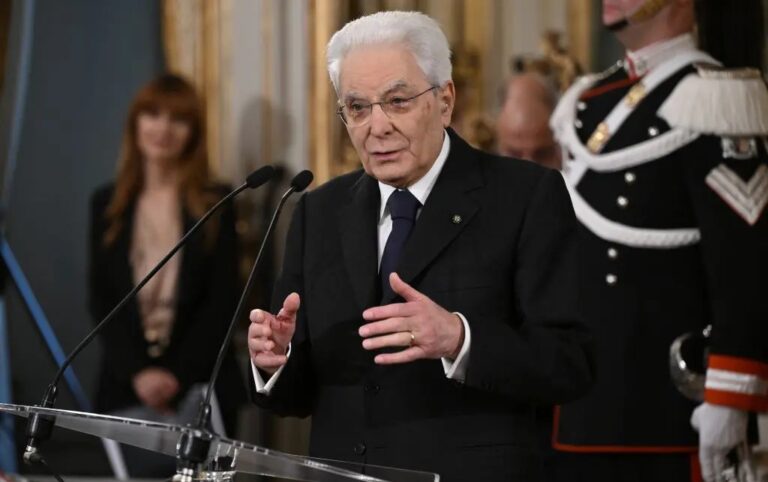 Mattarella: “Politiche abitative, fiscali e sociali sono fondamentali”