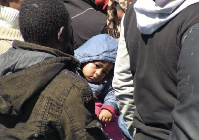 Migranti, 4 mln per creare i Poli sociali integrati contro lo sfruttamento