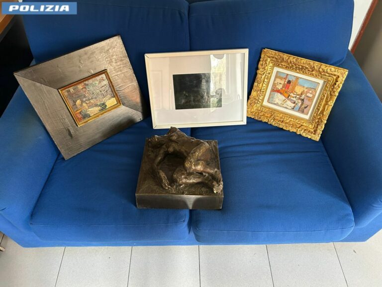 Sorpresi con quadri rubati in Spagna, due arresti a Roma