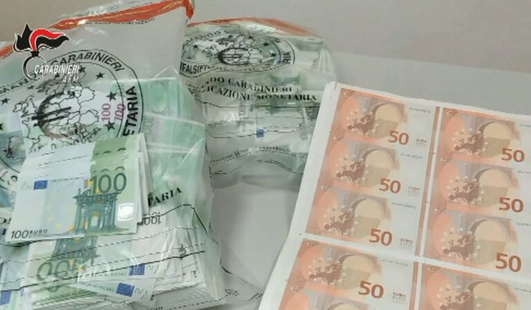 Traffico di banconote false, 63 arresti tra Napoli e Francia