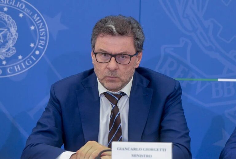 Intelligenza artificiale, Giorgetti: “In 5 anni investiremo 1,7 mld”