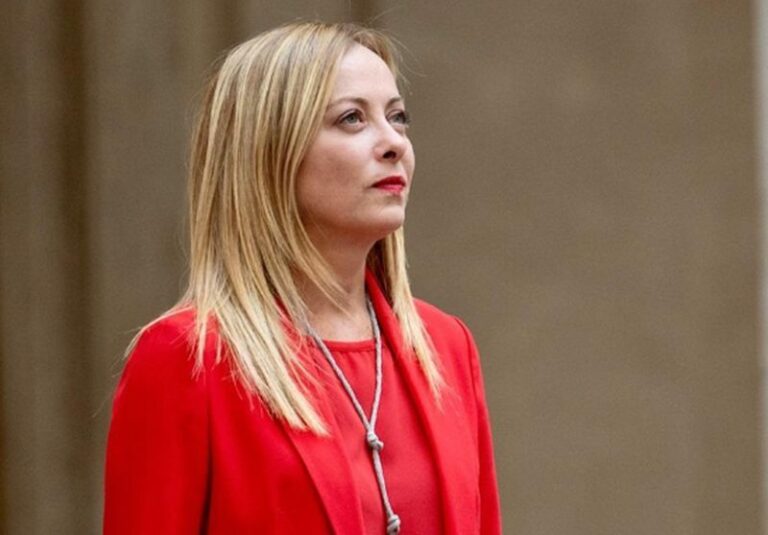 Meloni: “Nessun rimpasto, obiettivo stesso governo per 5 anni”