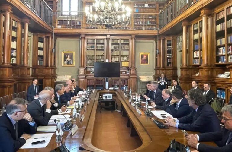 Campi Flegrei, Musumeci: “Presentato a Regione e Comuni Piano Governo”