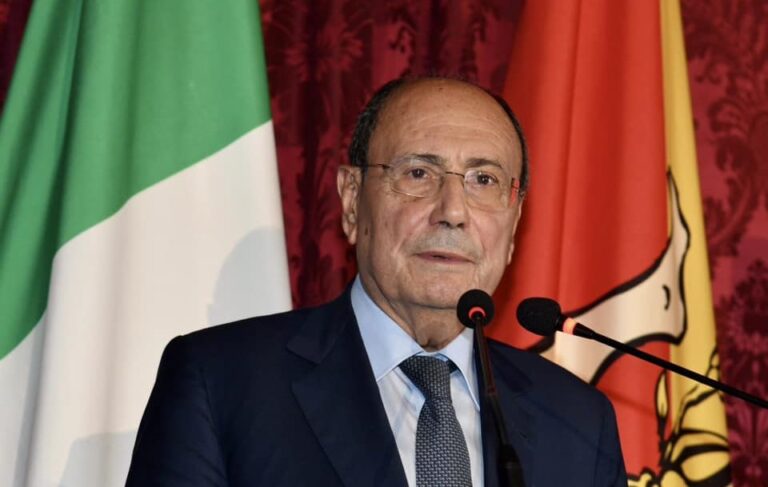 Bandiera Blu a Taormina, Schifani: “Altro buon motivo per scegliere la Sicilia per le vacanze”