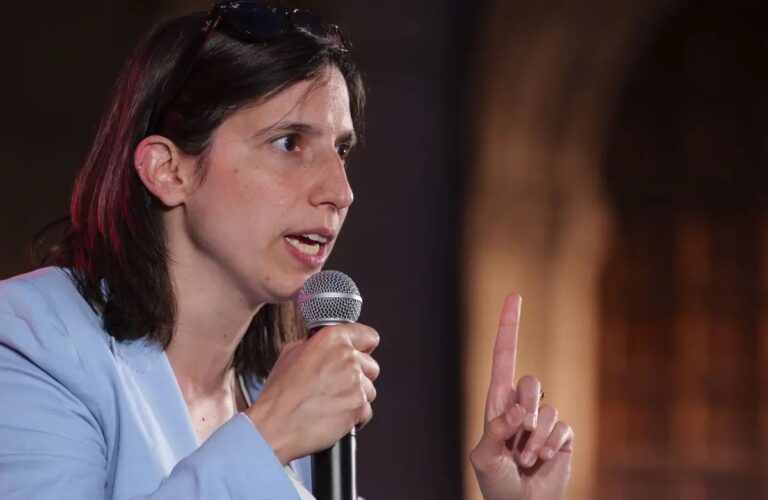 Schlein: “Difendiamo la sanità pubblica da tagli e privatizzazioni”