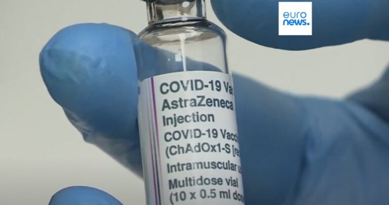 Covid-19, AstraZeneca chiede il ritiro dal mercato del suo vaccino