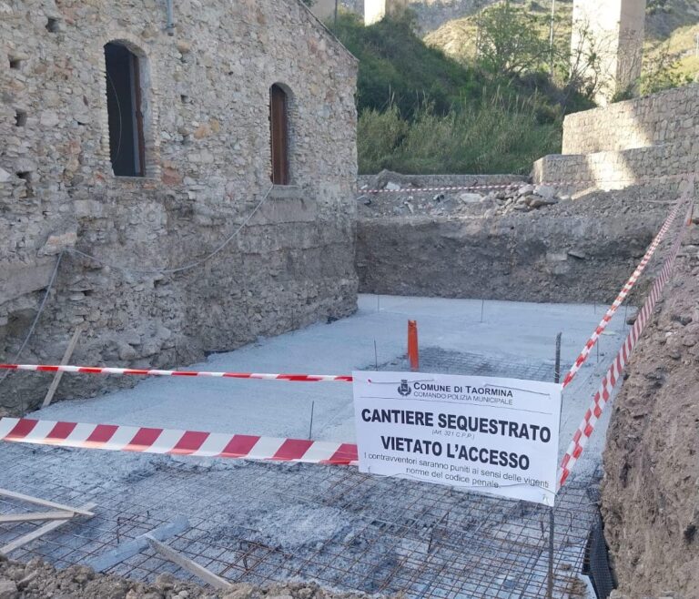 Taormina, sequestrato un cantiere non autorizzato in zona Sirina