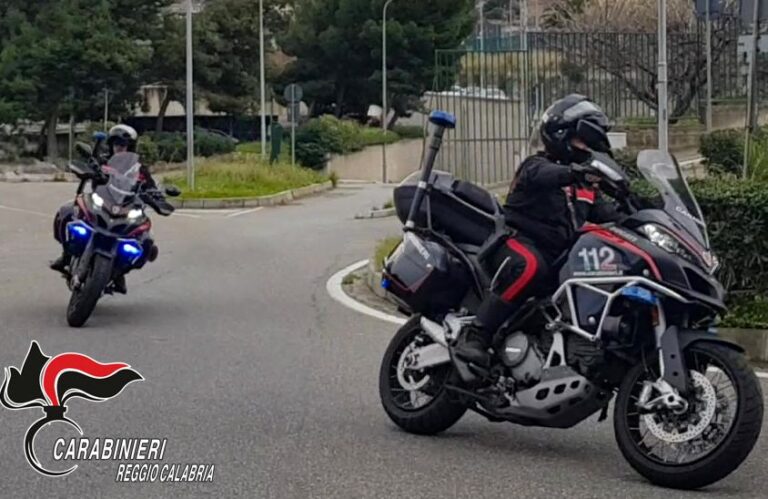 Adescato online e sequestrato, 3 arresti dopo aggressione omofoba