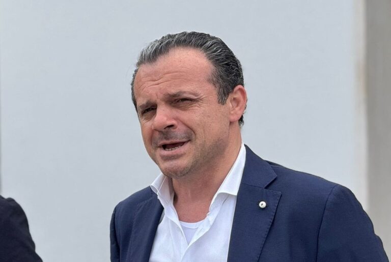 Operazione Lazzaro, a Taormina l’opposizione è una “polizza” per De Luca