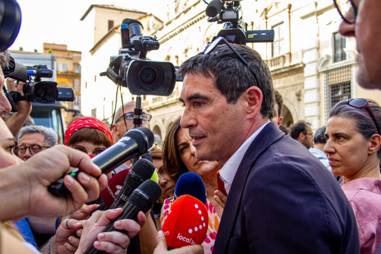 Fratoianni: “Ogni giorno morti sul lavoro, cos’altro deve succedere?”