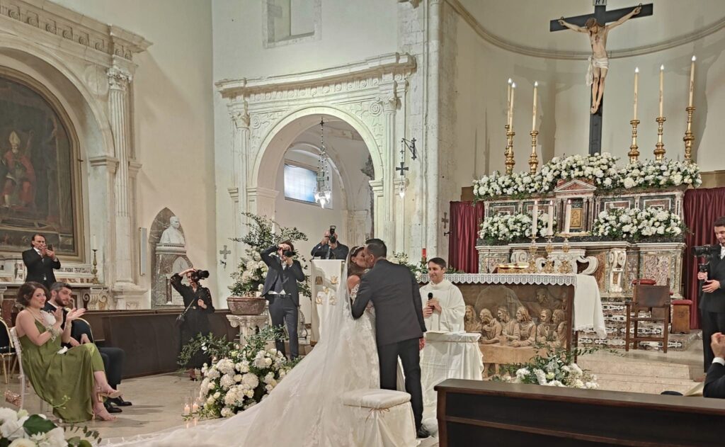 Nozze da favola a Taormina per Valerio Antonini e Ambra Ilari. Venditti ospite speciale 1 Valerio Antonini e Ambra Ilari