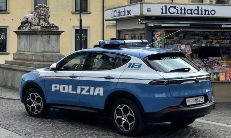 Dopo un rimprovero aggredisce titolare di un bar e poliziotti, 20enne arrestata