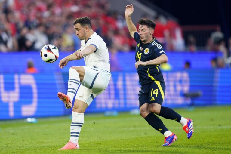 McTominay e Shaqiri in gol, Scozia-Svizzera 1-1 McTominay e Shaqiri in gol, Scozia-Svizzera 1-1