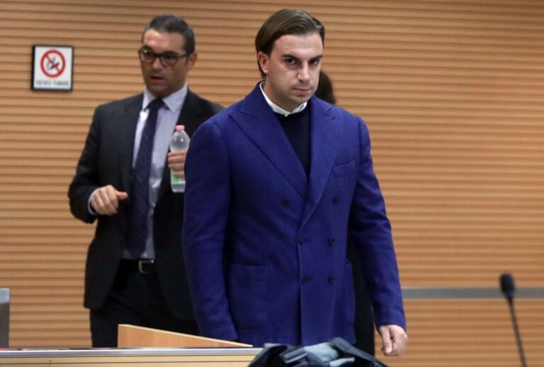 Giacomo Bozzoli arrestato nella sua villa, era nascosto nel cassone del letto