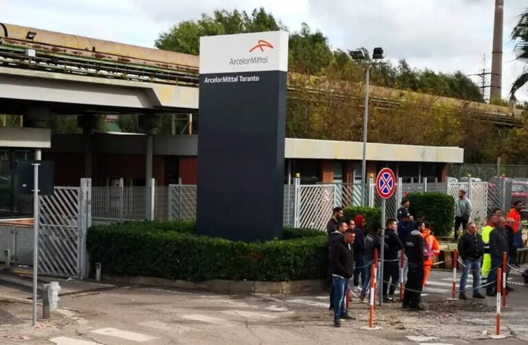 Ex Ilva, raggiunto un accordo sulla cassa integrazione Ex Ilva, raggiunto un accordo sulla cassa integrazione