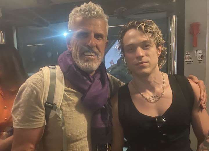 Il taorminese Piero La Pica incontra il cantante Irama Il taorminese Piero La Pica incontra il cantante Irama