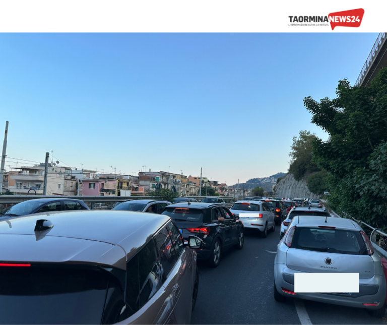 SS114 Taormina, code infernali e automobilisti spazientiti: sfiorata la rissa