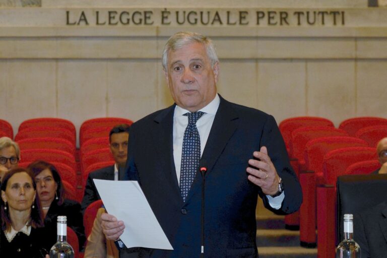 Ue, Tajani: “Sosterremo von der Leyen alla presidenza della Commissione”
