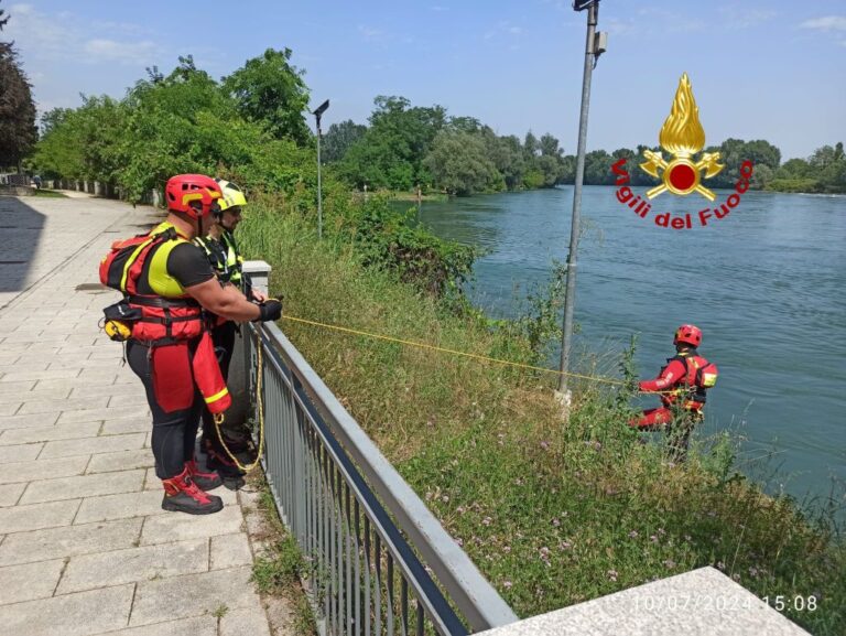 Cassano D’Adda, proseguono ricerche uomo scomparso dopo tuffo in acqua Cassano D’Adda, proseguono ricerche uomo scomparso dopo tuffo in acqua